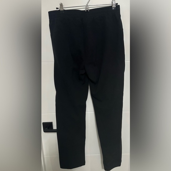 Old Navy Active Men's Dynamic Fleece 4-Way Stretch- Size Medium - Picture 2 of 4